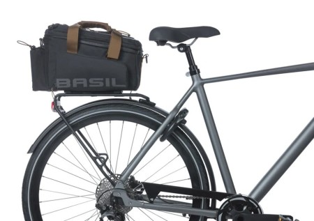 Torba na bagażnik BASIL MILES TRUNKBAG XL PRO MIK 9-36L, MIK System 2.0 (ready to go, 100% wodoodporna black slate - rove.pl