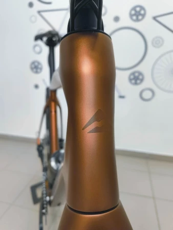 Rower Merida SILEX 4000 2025 główka ramy