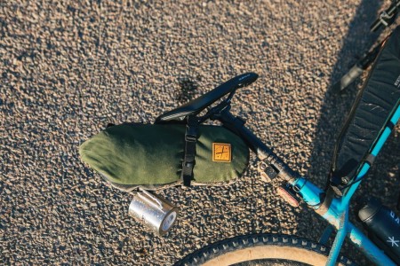 Torba podsiodłowa Restrap Saddle Pack - 2.5L oliwkowy