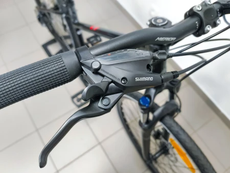 Rower damski Merida Crossway Lady 40 klamka hamulca