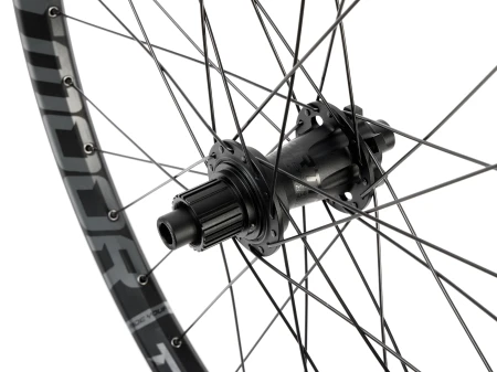 Thunder 27.5" tylne, Boost, 148x12mm, 32 otwory