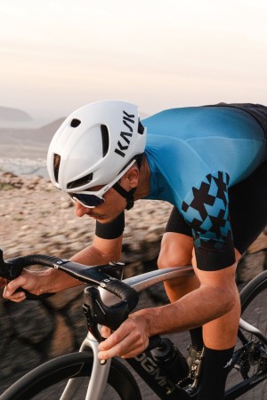 Kask KASK Utopia Y White Matt M - rove.pl