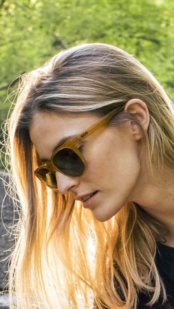 Okulary Koo Cosmo Blonde Matt, Classic Green Lenses - rove.pl