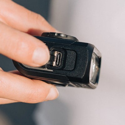 Lampka przednia MAGICSHINE HORI 900 DUAL MOUNTED 900 lumenów, bez uchwytu, bez pilota (NEW 2026)