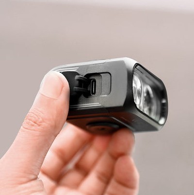 Lampka przednia MAGICSHINE HORI 1300 DUAL MOUNTED 1300 lumenów, z pilotem, bez uchwytu (NEW 2026) - rove.pl