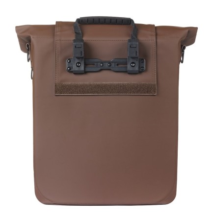 Sakwa pojedyncza BASIL CITY SHOPPER 14-16L, MIK Hooks System, roasted brown (NEW 2026) - rove.pl