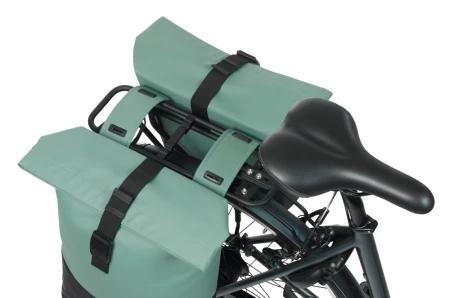 Sakwa podwójna BASIL COVE DOUBLE PANNIER BAG 28-32L, Universal Bridge System, silvergreen/black (NEW 2026)