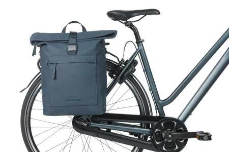 Sakwa pojedyncza BASIL BROOKLYN shoulder bag 17L, MIK Hooks, navy (NEW 2026) - rove.pl