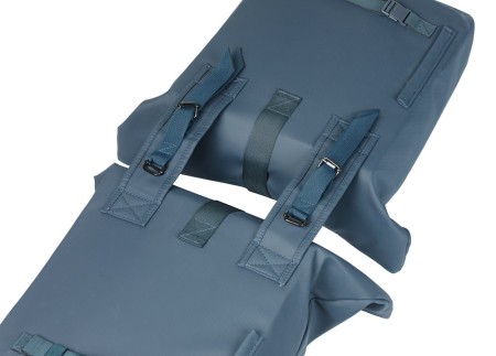 Sakwa podwójna BASIL BROOKLYN DOUBLE PANNIER BAG 41L, Universal Bridge System, wodoodporna, navy (NEW 2026) - rove.pl