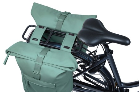 Sakwa podwójna BASIL BROOKLYN DOUBLE PANNIER BAG 41L, Universal Bridge System, wodoodporna, silvergreen (NEW 2026)