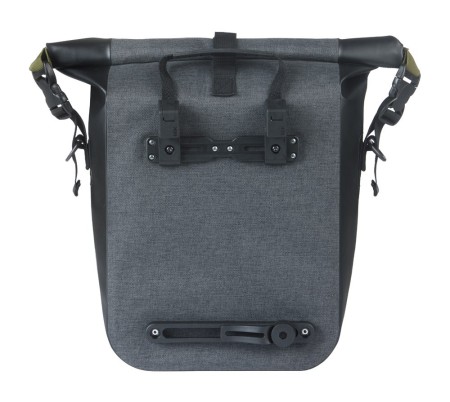 Sakwa pojedyncza BASIL NAVIGATOR STORM SINGLE PANNIER BAG M 12-15 L, MIK Hooks System, wodoodporna, grey black (NEW 2026)