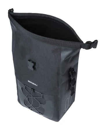 Sakwa pojedyncza BASIL NAVIGATOR WATERPROOF SINGLE PANNIER BAG M 12-15 L, MIK Hooks System wodoodporna, black (NEW 2026) - rove.pl