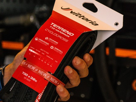 Terreno T10 Hardpack Gravel Sport