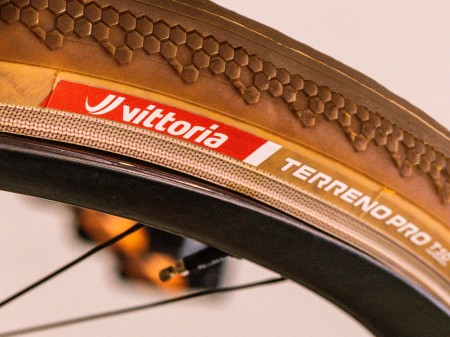 Terreno T10 PRO Hardpack Gravel Race