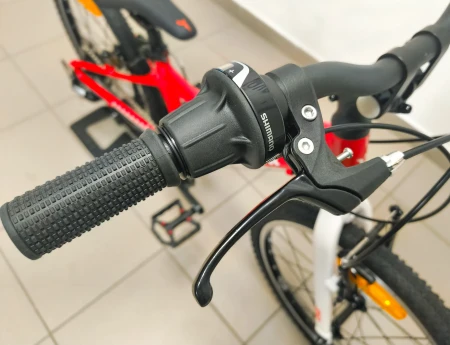 Rower dziecięcy Yupii 20″ czerwony