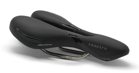 Siodło SELLEROYAL RESPIRO SOFT ATHLETIC STRACCIATELLA 45st. żelowe, kanał chłodzący, unisex 398g (NEW 2026) - rove.pl