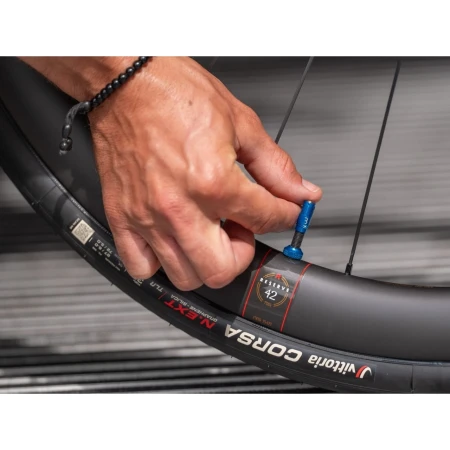 Zawór wentyla BBB CoreCap 2 szt.blue