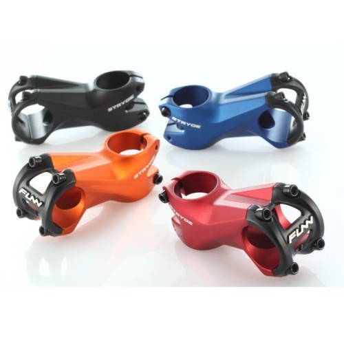 Przejdź do produktu FUNN wspornik kierownicy STRYGE +7 80mm niebieski