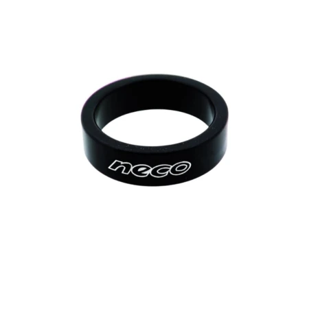 Dystans steru Neco 1 1/8'' 2 mm czarny pak. po 5 - rove.pl