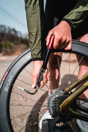 Pompka Lezyne Grip Drive HP S black