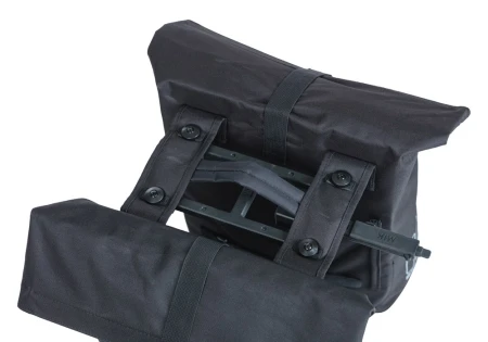 Sakwa pojedyncza BASIL CITY DOUBLE PANNIER MIK 28-32L, MIK System (ready to go) wodoodporny poliester, black (NEW 2026) - rove.pl