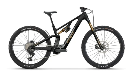 Rower WHYTE Karve 160 RSX Gloss Black, Matt Black Gold