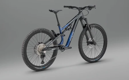Rower WHYTE Sythe S Electric blue & Dark silver
