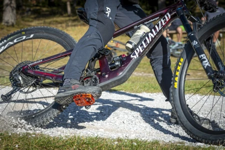 Pedały MAGPED SPORT2 GREY 200NM (Gravel, Trekking, MTB), Magnetyczne z blokami, Siła magnesu 200Nm dla rowerzystów >75kg, Grafitowe, Waga 458g (NEW) - rove.pl