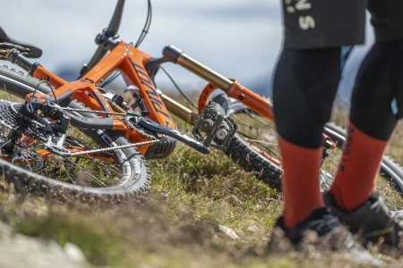 Pedały MAGPED ENDURO2 150NM (Enduro, Downhill, MTB), Magnetyczne z blokami, Siła magnesu 150Nm dla rowerzystów <80kg, Czarne, Waga 447g (NEW) - rove.pl