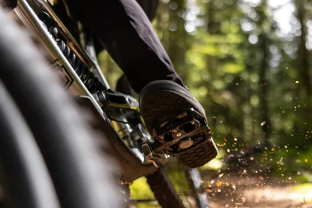 Pedały MAGPED GRAVITY 150NM (Enduro, Downhill), Magnetyczne z blokami, Siła magnesu 150Nm dla rowerzystów <80kg, Czarne, Waga 488g (NEW) - rove.pl