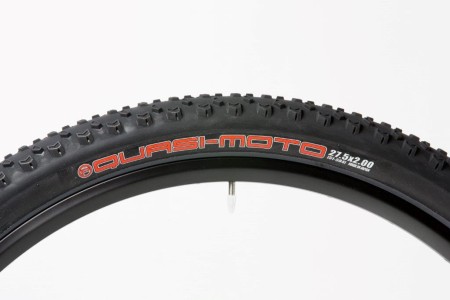 Opona QUASI-MOTO 27,5x2.0 czarna compe