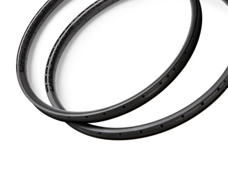 Obręcz Raven 27.5", 32 otwory, karbon, tubeless ready, matowa czarna