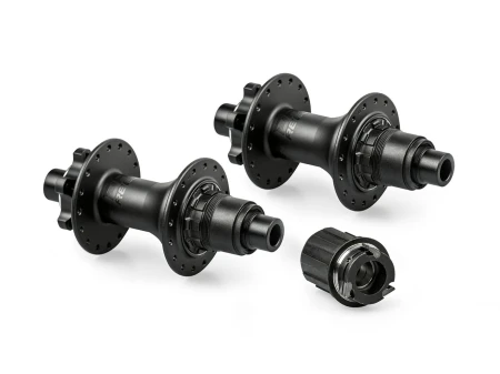 Piasta Reel Boost XD v.2, tylna, 148x12mm, z bębenkiem SRAM XD, 32H, czarna anodowana