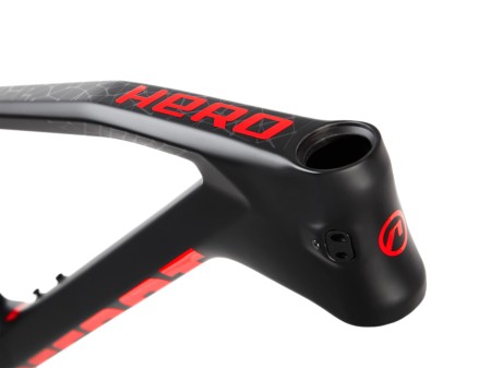 Rama MTB 29" Hero Carbon S czarno-czerwona, boost 148x12mm
