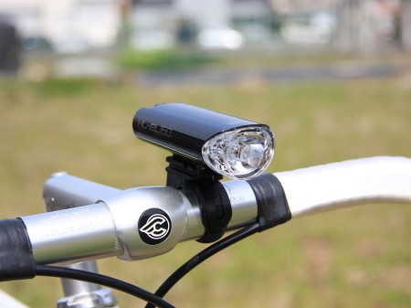 Lampa przednia Cateye HL-EL160 czarna