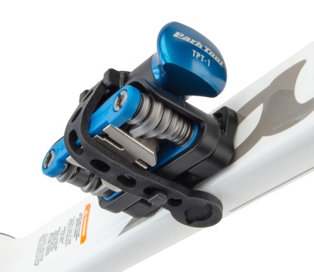 Zestaw naprawczy RTP-1 skladający się z TPT-1 oraz MTB-5