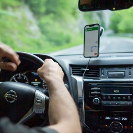 Uchwyt samochodowy SP Connect+ Suction Mount z mocowaniem na szybę