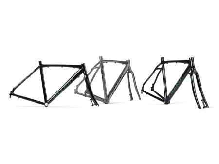 Rama gravel Falcon M czarno-grafitowa (rama, widelec, stery), QR
