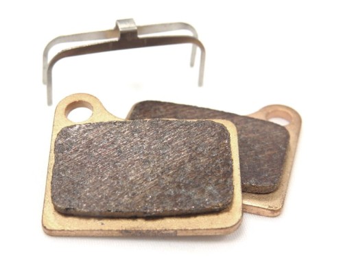 Przejdź do produktu Klocki hamulcowe CLARKS dla SHIMANO (Shimano Deore M555/6), Spiekane