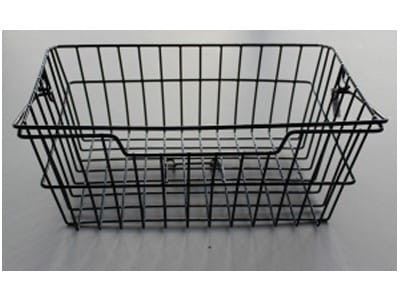 Przejdź do produktu Kosz na tylny bagażnik BASIL BASKET-3 + haczyki mocujące Bottom hooks, stalowy czarny (DWZ)