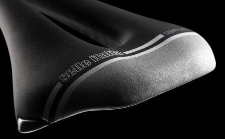 Siodło SELLE ITALIA NOVUS BOOST GRAVEL TECH TI316 SUPERFLOW S (id match S3),TI 316 Tube 7, Fibra-Tek, 255g (WYPRZEDAŻ 45%)
