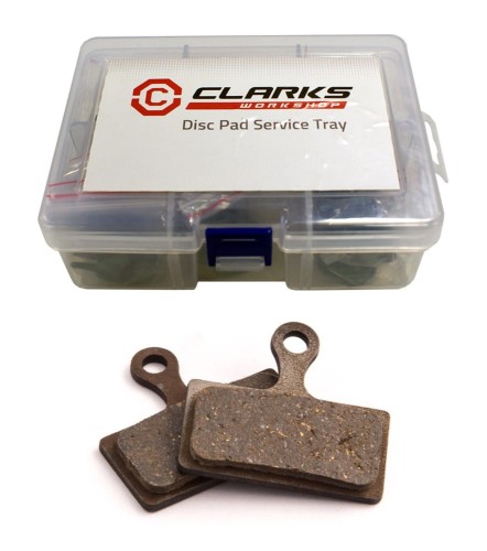 Przejdź do produktu Klocki hamulcowe CLARKS dla SHIMANO (Shimano XTR M985, M987, M988, M975, M965 - XT M785, SLX M666, M675, DEORE M615, Alfine, Clarks M1, M2, M3, CMD-22, CMD-23, CMD-27), Pudełko 25 par, Organiczne