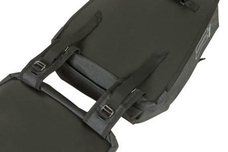 Sakwa miejska podwójna BASIL DISCOVERY M 18L, mocowanie na paski, wodoodporny poliester, black melee