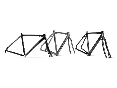 Przejdź do produktu Rama gravel Falcon L niebiesko-czarna (rama, widelec, stery), QR