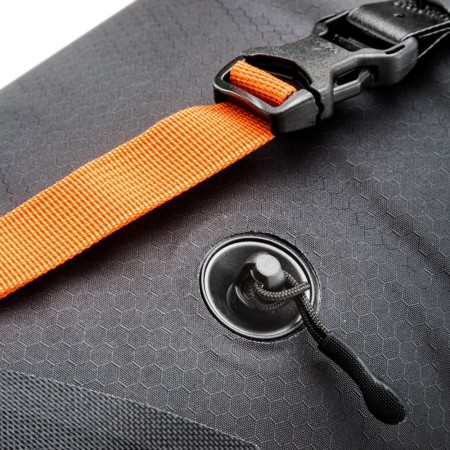 Ortlieb torba bike packing podsiodłowa seat-pack black matt 16,5l - rove.pl