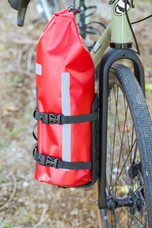 Zefal bikepacking torba na widelec z adventure fork pack & holder - rove.pl