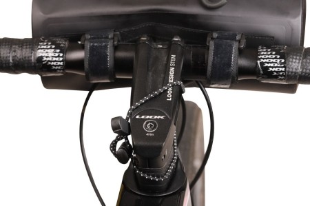 Zefal bikepacking torba na kierownicę z adventure f2 - rove.pl