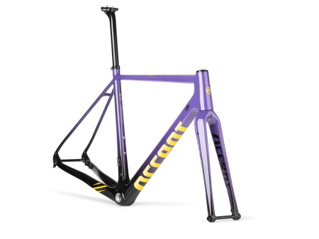 CX-One Carbon