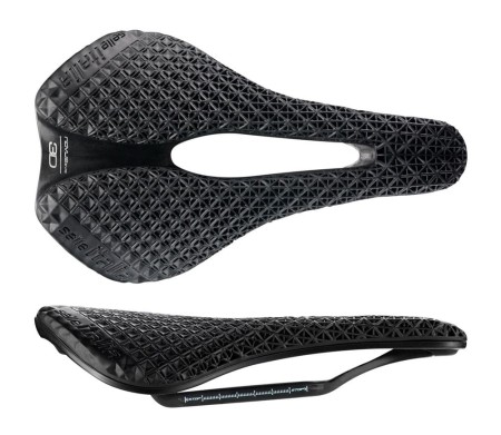 Siodło SELLE ITALIA NOVUS BOOST EVO 3D KIT CARBONIO, Superflow L (id match L3), Carbon Rail+10mm, 210g - rove.pl