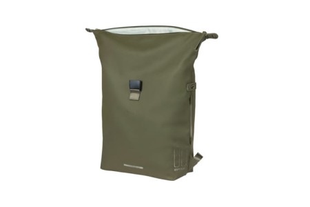 Plecak/Sakwa rowerowa BASIL SOHO BACKPACK NORDLICHT17L, mocowanie na haki Hook-On System, wodoodporny poliester, oświetlenie, moss green (NEW 2024) - rove.pl